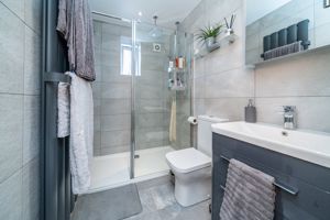 SHOWER ROOM- click for photo gallery